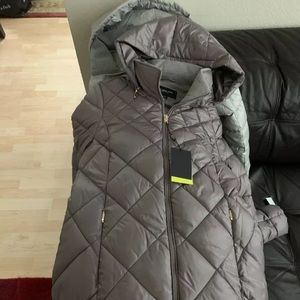 Andrew Marc NY puffer jacket size XS Lt. Plum